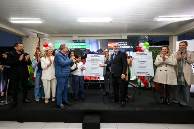 Governo de SC inaugura reforma da EEB Profª. Tânia Mara e anuncia investimentos para a Educação de Biguaçu
