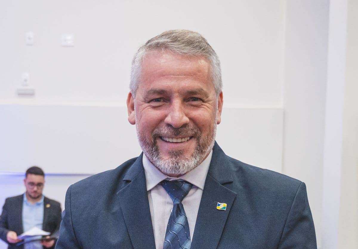 Prefeito Salmir da Silva lança pacotão de obras na próxima semana