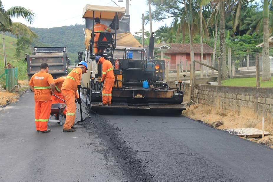 Biguaçu abre licitação de R$ 3 milhões para pavimentar trecho da Estrada da Fazenda de Fora