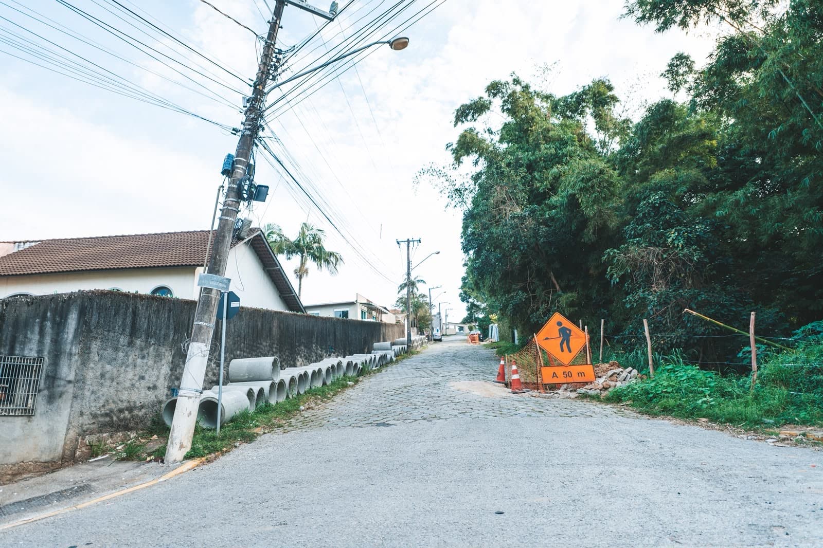 Biguaçu: Revitalização da Rua das Hortências, em Jardim Janaína, entra em fase de execução com investimento de quase R$ 900 mil