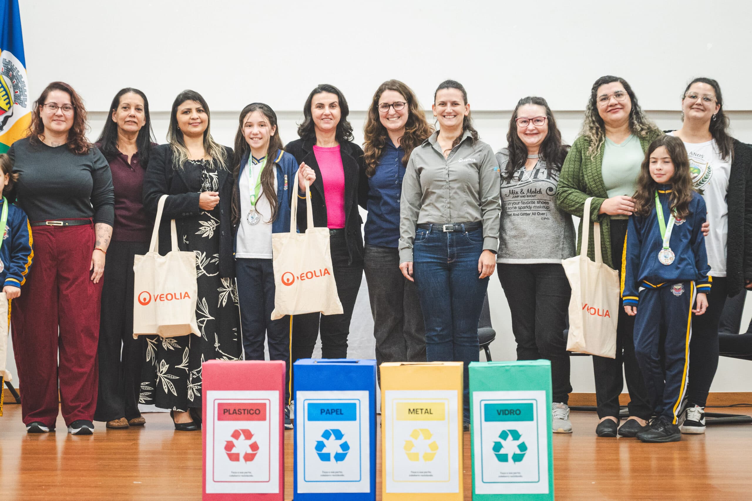Estudantes de Biguaçu se destacam em programa internacional de educação ambiental