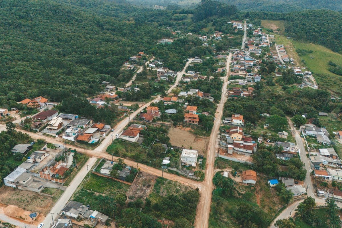 Licitação define empreiteira que pavimentará duas ruas no Loteamento Ipacaraí, em Biguaçu