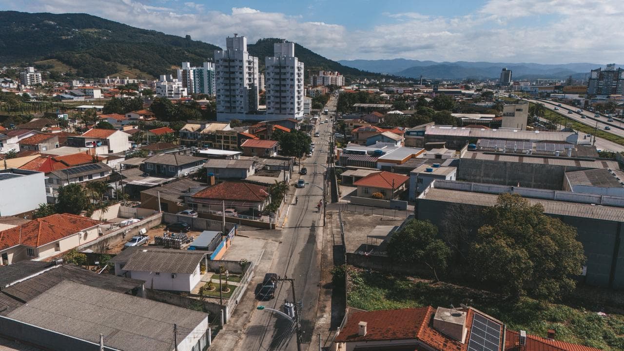 Prefeitura de Biguaçu abre licitação para revitalizar a rua Cônego Rodolfo Machado