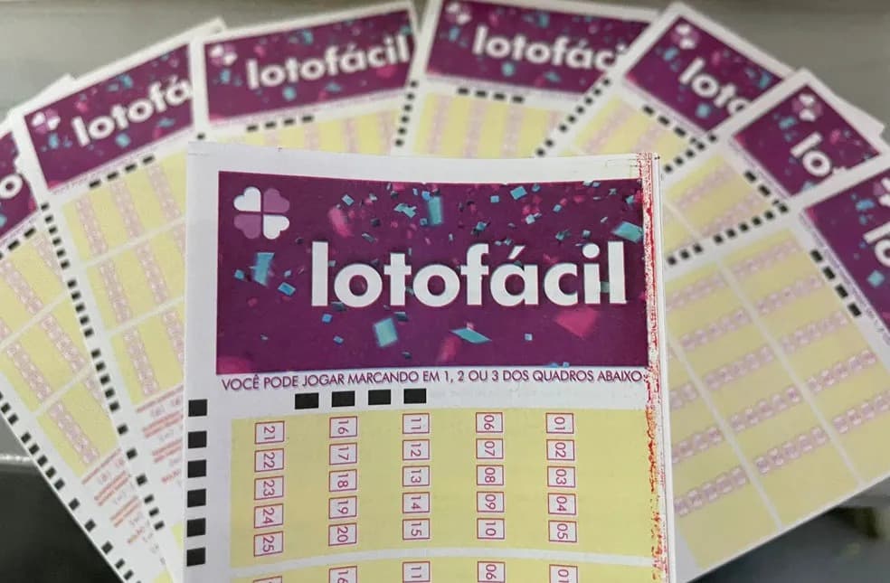 Apostador de Biguaçu acerta 15 números e leva bolada na Lotofácil